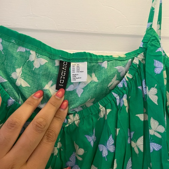 H&M Butterfly Patterned Plus Size Slip Mini Dress - Picture 3 of 5